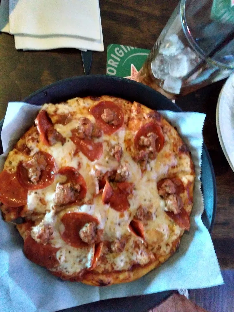 9 Personal Pizza